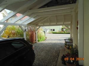 Carport mit Walmdach